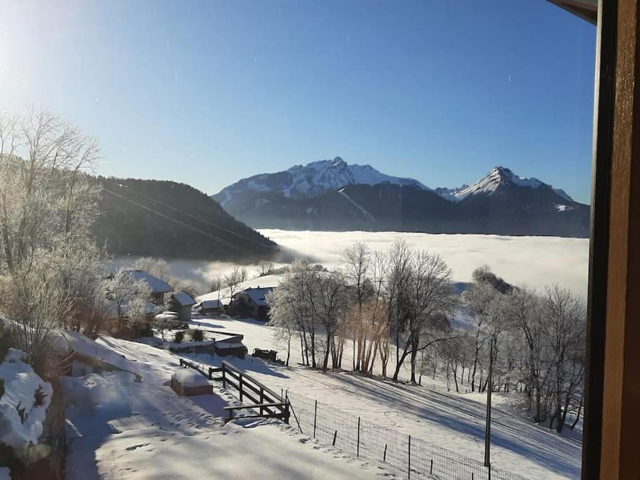 In The Heart Of Nature With An Unique View Plan Montmin エクステリア 写真