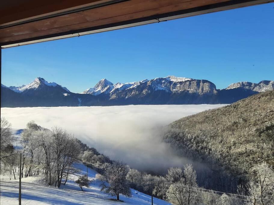 In The Heart Of Nature With An Unique View Plan Montmin エクステリア 写真