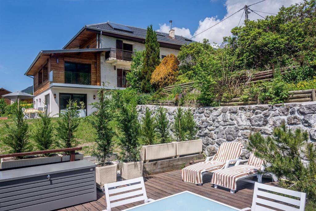In The Heart Of Nature With An Unique View Plan Montmin エクステリア 写真